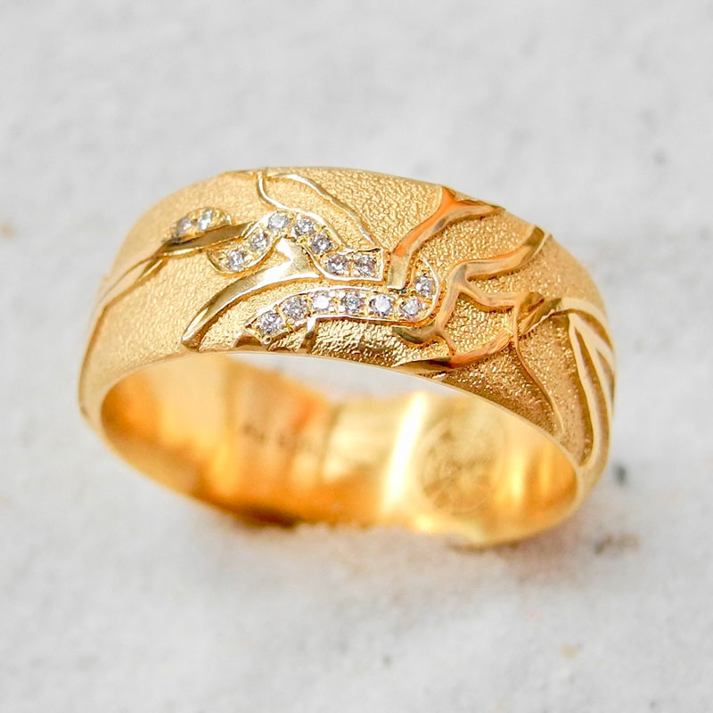 RetinaRing-brillanten-in-ader-AbuDhabi-900-Gold