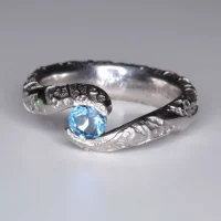 Blatt-Ader-Struktur-LondonBlueTopaz-Verlobungsring-platin-basel-handgefertigt
